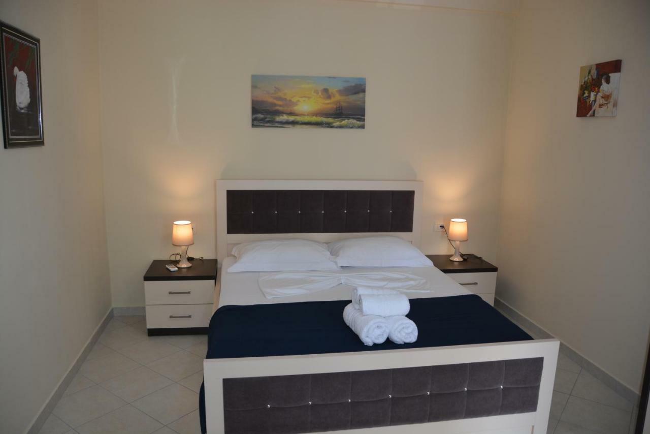 Cava Apartments Sarandë Exterior foto